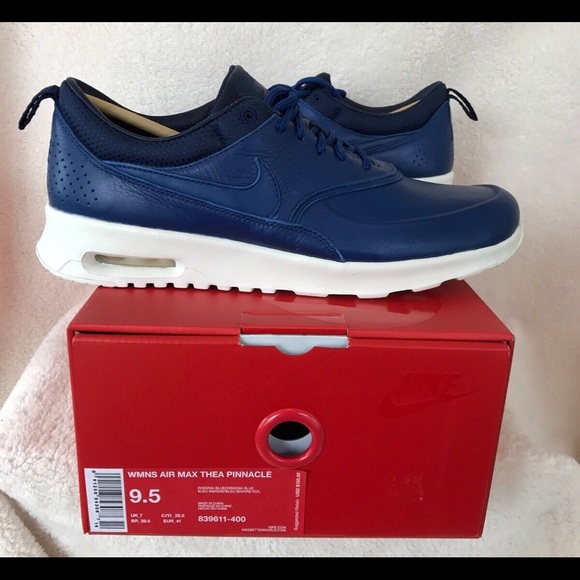 NEW NIKE AIR MAX THEA PINNACLE SIZE 9.5 - Picture 3 of 5
